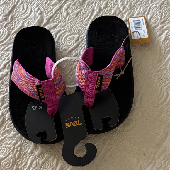Teva Voya Flip Fuchsia and Multicolor Slide Sandals - Picture 1 of 4